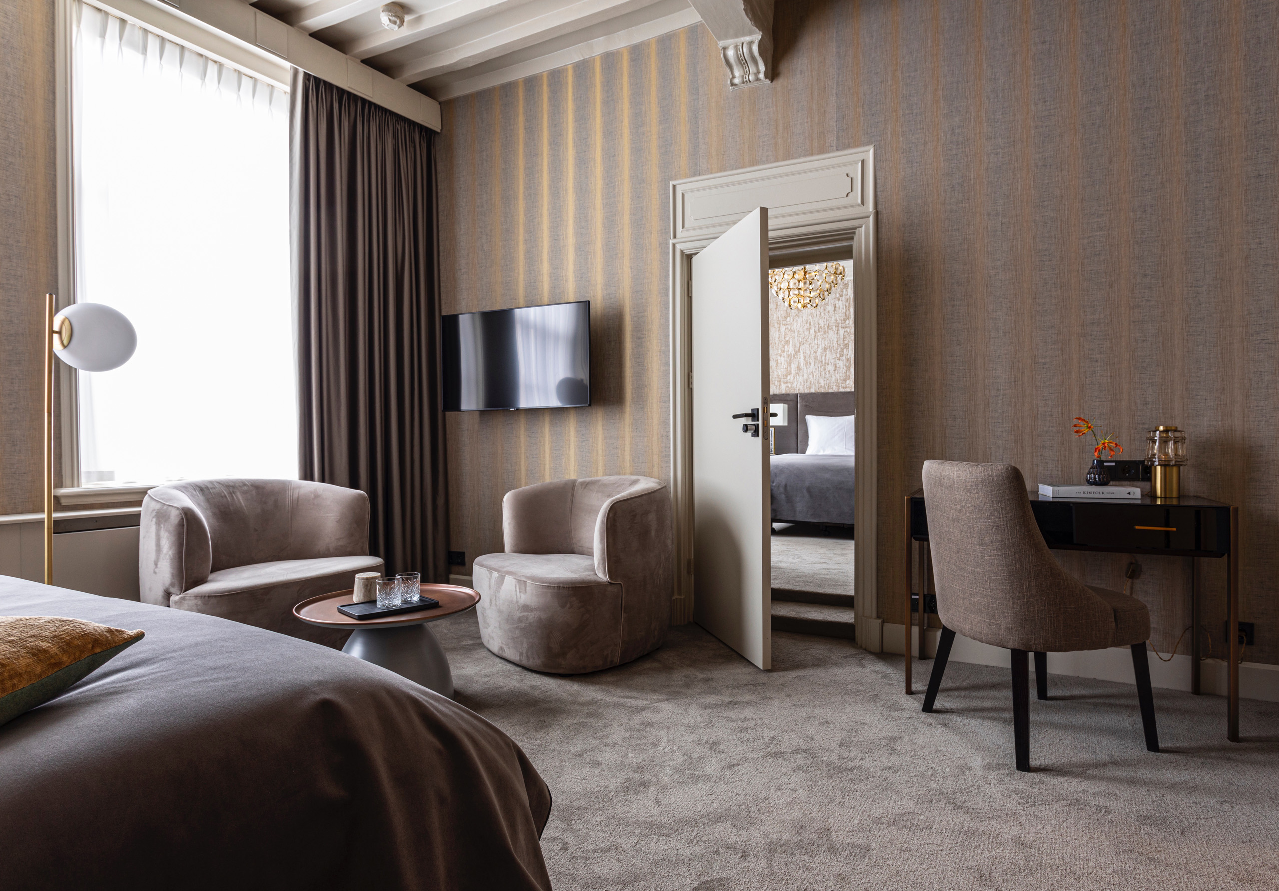 Family Room at Cadistrict